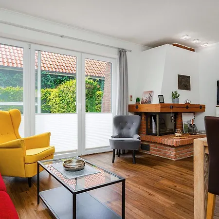 Apartment Nordwind Sued, Whg 1, Zentrale Lage, Terrasse, Kamin, Hund Willkommen! *